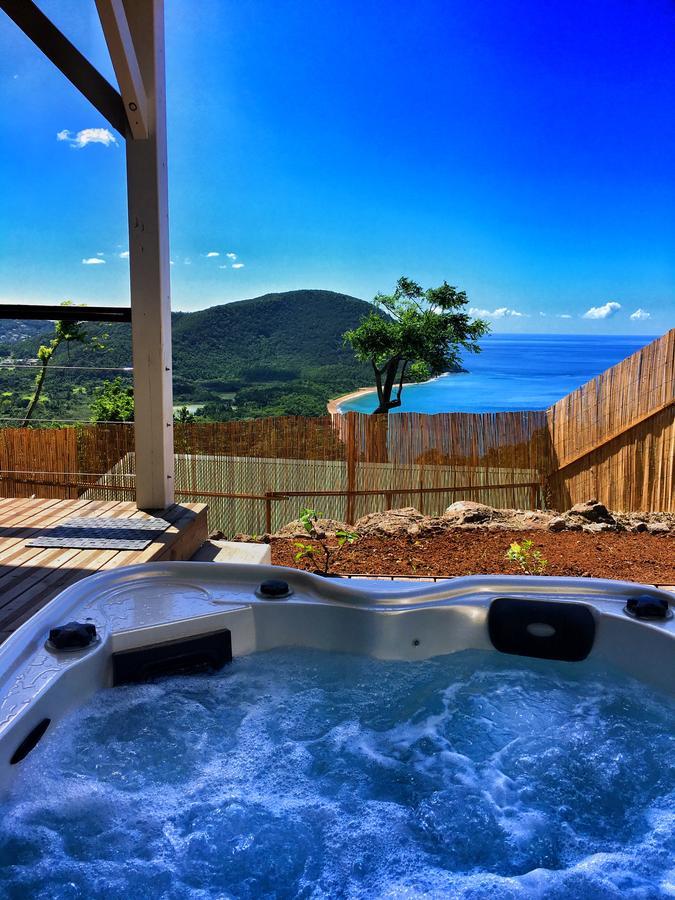 Du Cote De Chez Swann Villa Deshaies Bagian luar foto